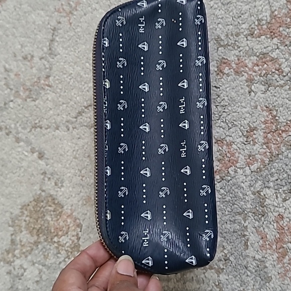 Ralph Lauren cosmetics pouch - Picture 2 of 8